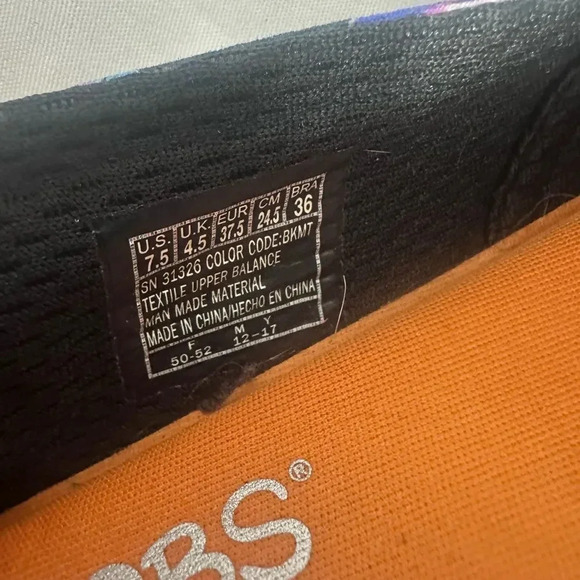 BOBS by Skechers dog print slip on shoes size 7.5 - Picture 8 of 8